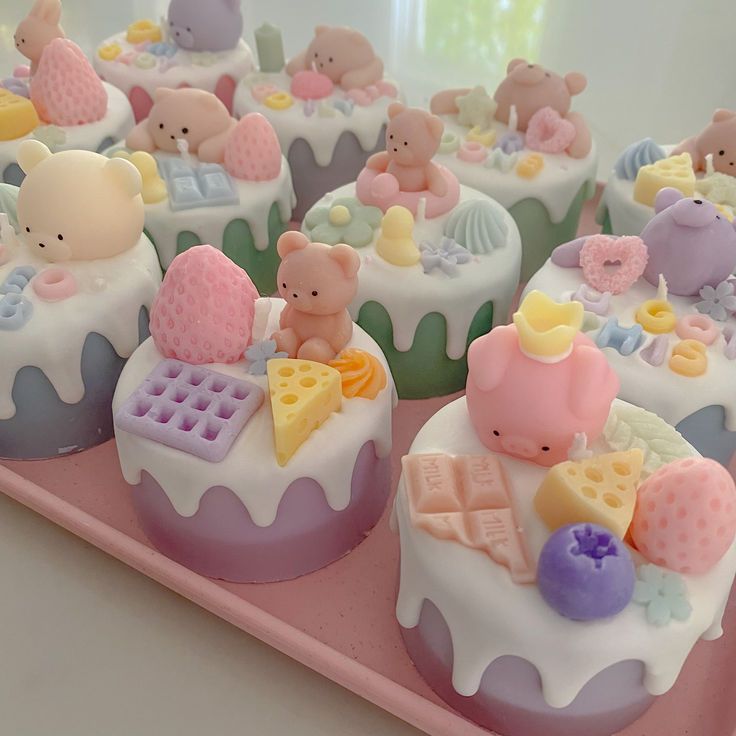 Mini Cake Candle Making Workshop – Dubai
