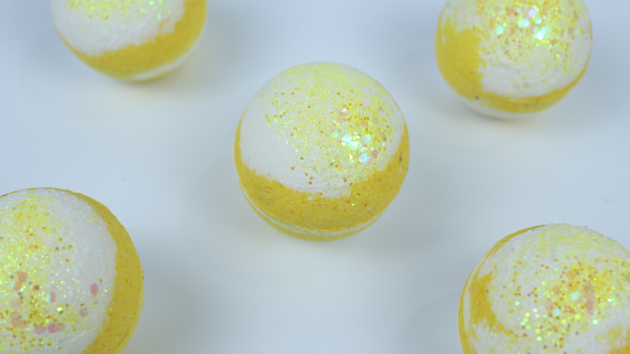 JUICY MANGO BATH BOMB