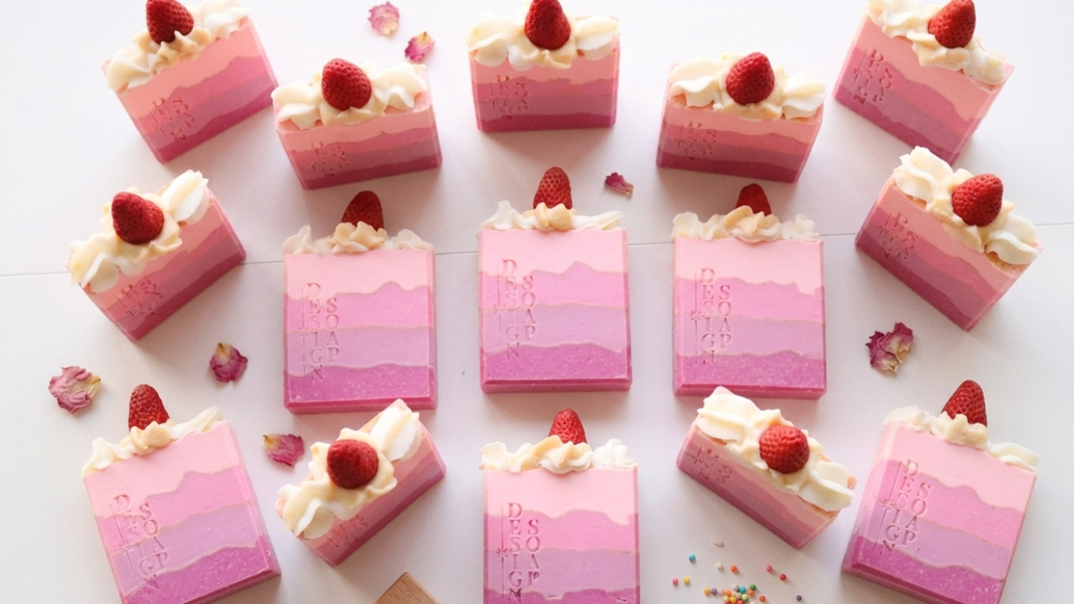 🍓 Strawberry Cake Cold Process Soap | Handmade Soap UAE